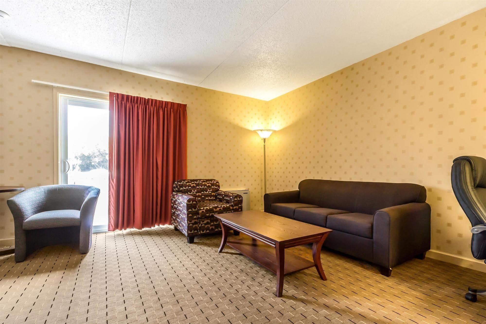 Motel 6-Trenton, On Екстериор снимка
