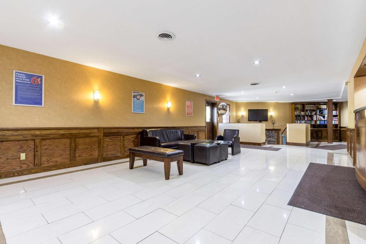 Motel 6-Trenton, On Екстериор снимка